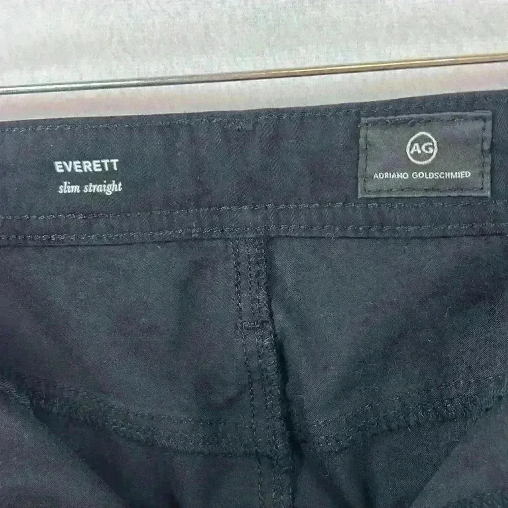 AG Adriano Goldschmied Everett Slim Straight Black Men’s Jeans Size 35x32 - Picture 6 of 10